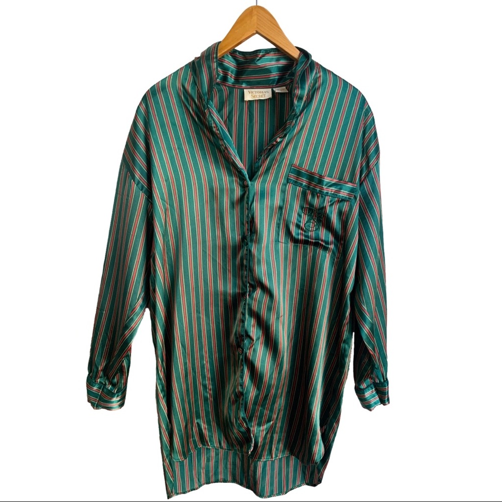 Victoria’s Secret gold label Christmas nightgown